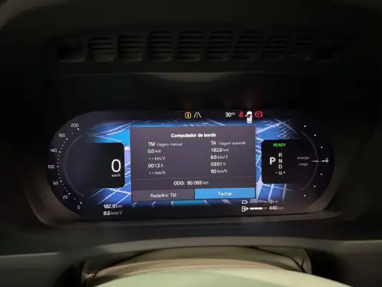 VOLVO-XC90-2023