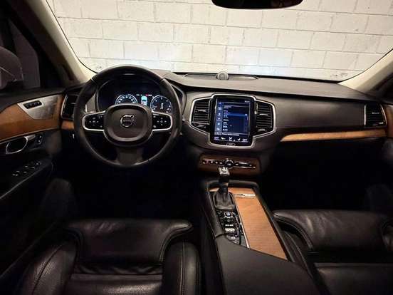 VOLVO-XC90-2.0 D5 DIESEL INSCRIPTION AWD GEARTRONIC VOLVO-XC90-2018