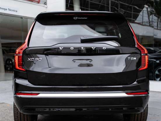 VOLVO-XC90-2025