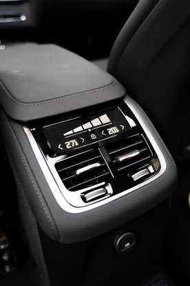 VOLVO-XC90-2026