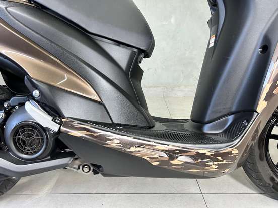 YAMAHA-FLUO 125 ABS-2024