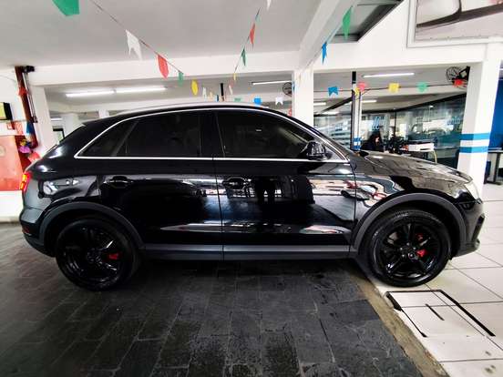 AUDI-Q3-2017