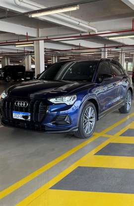 AUDI-Q3-2021
