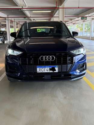 AUDI-Q3-2021