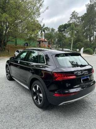 AUDI-Q5-2018