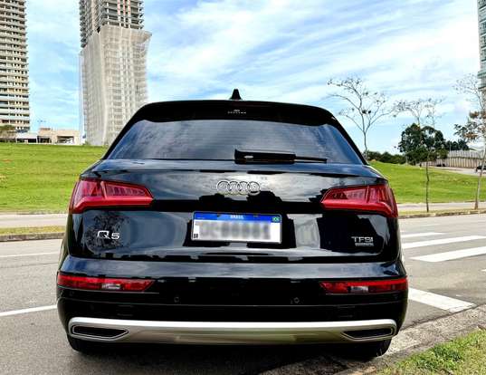 AUDI-Q5-2017