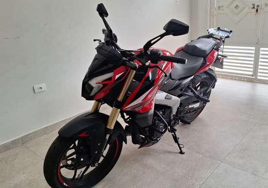 BAJAJ-DOMINAR NS400Z-2026