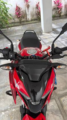 BAJAJ PULSAR N150 
