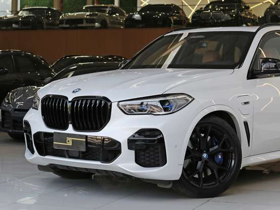 BMW-X5-3.0 I6 TURBO HÍBRIDO XDRIVE45E M SPORT AUTOMÁTICO BMW-X5-2022