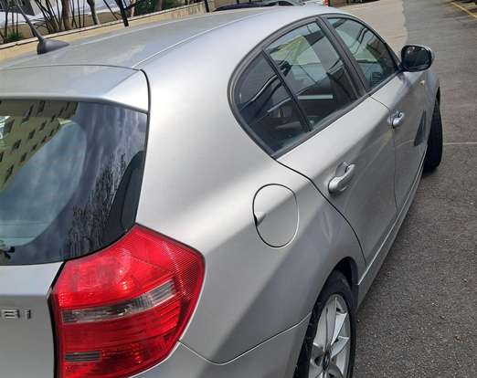 BMW-118i-2.0 UE71 16V GASOLINA 4P AUTOMÁTICO BMW-118i-2011