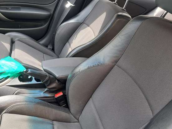 BMW-118i-2.0 UE71 16V GASOLINA 4P AUTOMÁTICO BMW-118i-2011