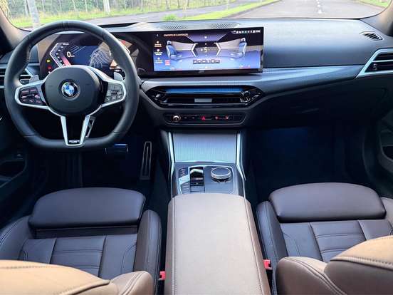 BMW-320i-2.0 16V TURBO FLEX M SPORT AUTOMÁTICO BMW-320i-2025