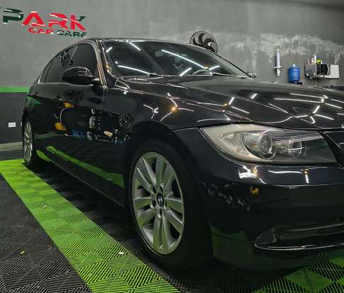 BMW-325i-2008