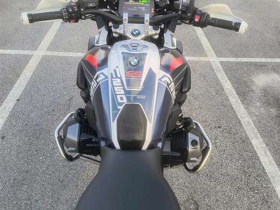 BMW-R 1250 GS BMW-R 1250 GS-2023