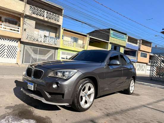 BMW-X1-2015