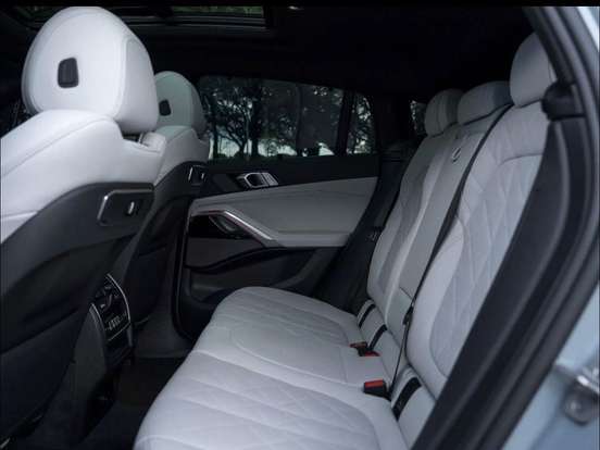 BMW-X6-3.0 TWINPOWER GASOLINA XDRIVE40I M SPORT AUTOMÁTICO BMW-X6-2023