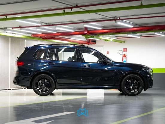BMW-X7-4.4 V8 GASOLINA M50i STEPTRONIC BMW-X7-2020