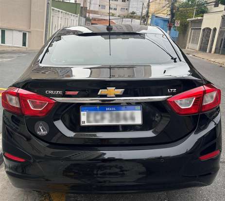 CHEVROLET-CRUZE-2018