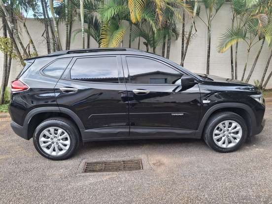 CHEVROLET-TRACKER-2021