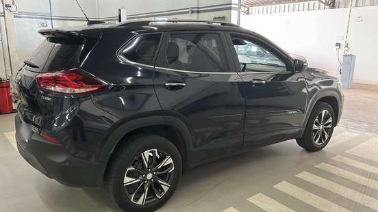 CHEVROLET-TRACKER-2023