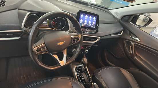 CHEVROLET-TRACKER-2023