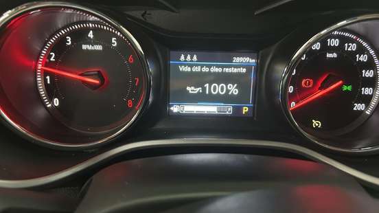 CHEVROLET-TRACKER-2023