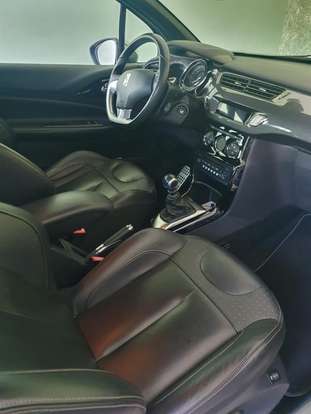 CITROËN-DS3-2012