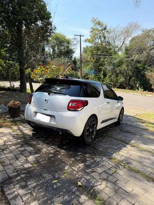 CITROËN-DS3-2012