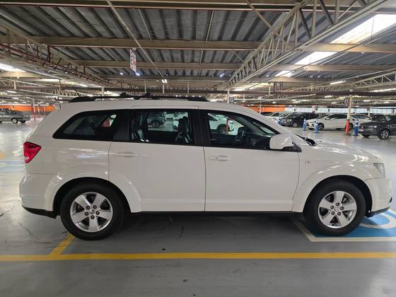 DODGE JOURNEY 3.6 SXT V6 GASOLINA 4P AUTOMÁTICO