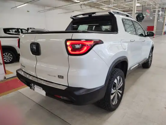 FIAT-TORO-2023