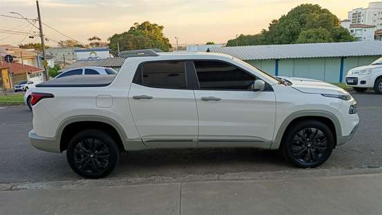 FIAT-TORO-2021