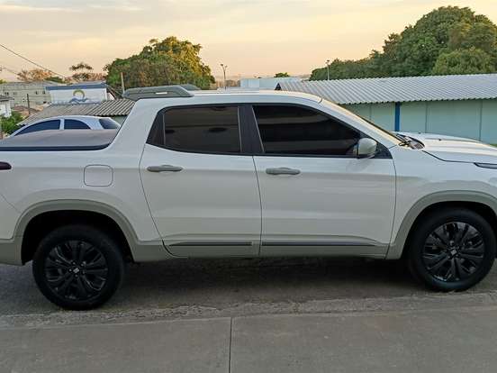 FIAT-TORO-1.3 TURBO 270 FLEX ENDURANCE AT6 FIAT-TORO-2021