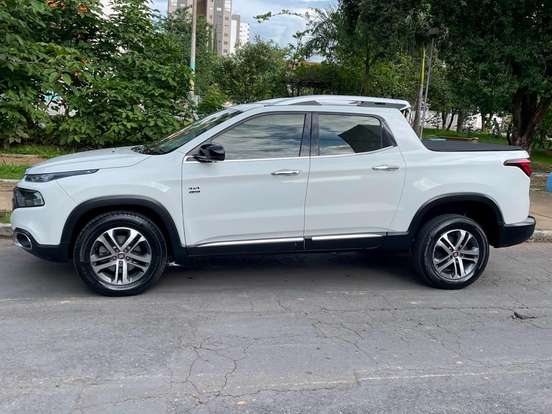 FIAT-TORO-2.0 16V TURBO DIESEL VOLCANO 4WD AT9 FIAT-TORO-2017