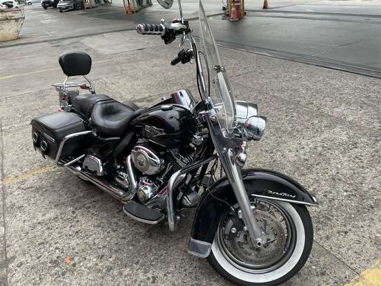HARLEY-DAVIDSON-ROAD KING CLASSIC-2010