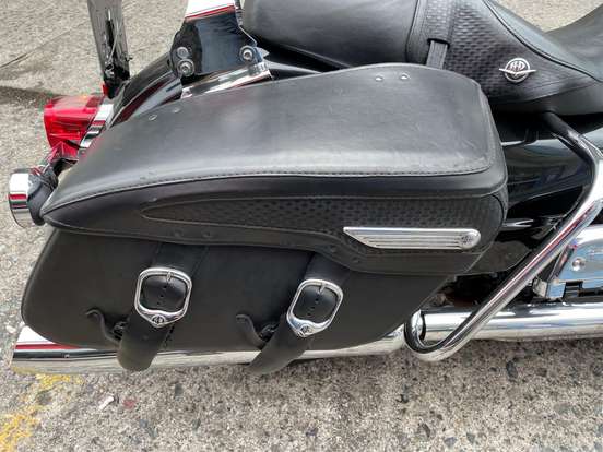 HARLEY-DAVIDSON-ROAD KING CLASSIC HARLEY-DAVIDSON-ROAD KING CLASSIC-2010