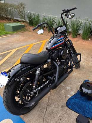 HARLEY-DAVIDSON-SPORTSTER IRON 1200-2020