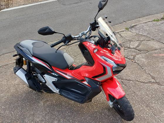 HONDA ADV 