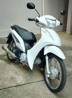 HONDA-BIZ 125 ES-2015