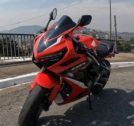 HONDA-CBR 650R ABS-2022