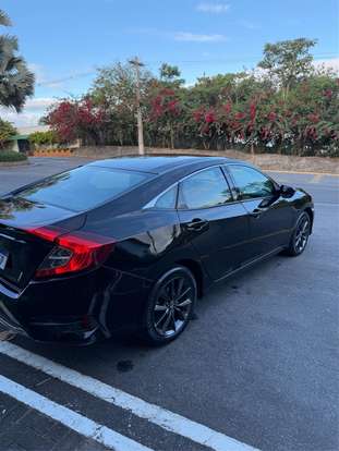 HONDA-CIVIC-2021