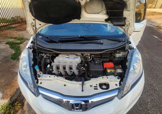 HONDA-FIT-2013