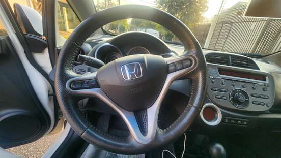 HONDA-FIT-2013