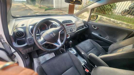 HONDA-FIT-2013