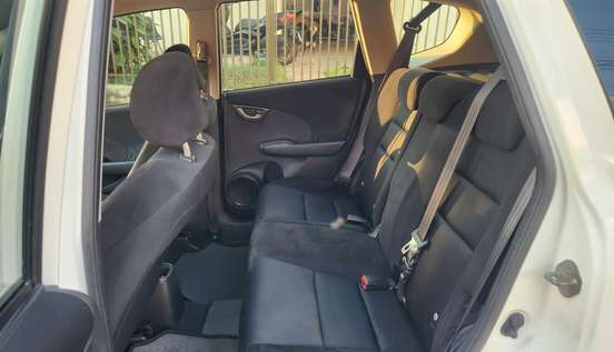 HONDA-FIT-2013