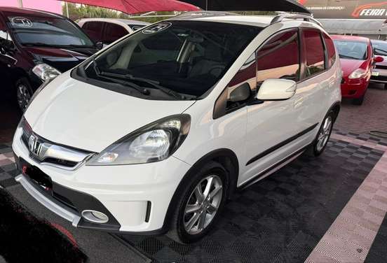 HONDA-FIT-2013