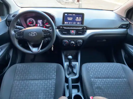HYUNDAI-HB20-2025