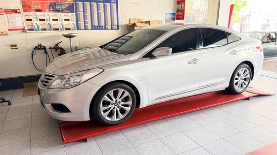 HYUNDAI AZERA 3.0 MPFI GLS V6 24V GASOLINA 4P AUTOMÁTICO