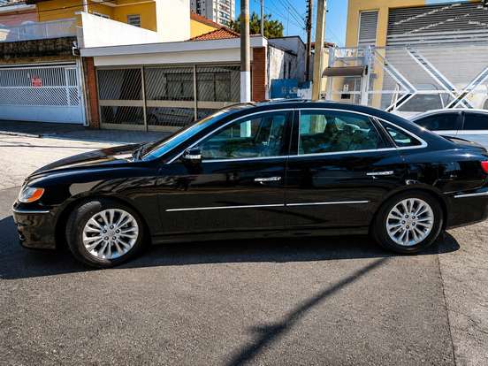 HYUNDAI-AZERA-2010