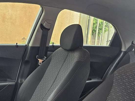 HYUNDAI-HB20-1.0 COMFORT 12V FLEX 4P MANUAL HYUNDAI-HB20-2017