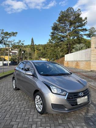HYUNDAI HB20 1.6 COMFORT PLUS 16V FLEX 4P AUTOMÁTICO